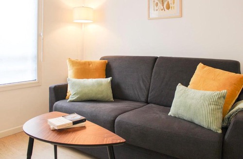 Vanves Apartment | Charming 28 m Love Nest in Vanves