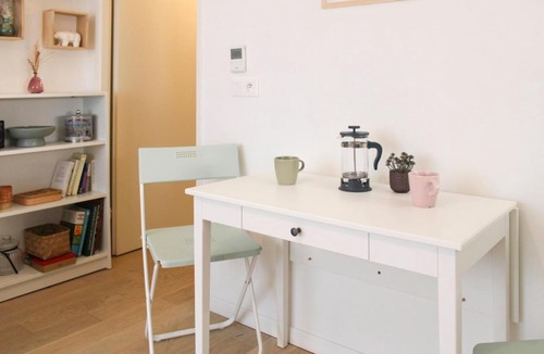 Vanves Apartment | Charming 28 m Love Nest in Vanves