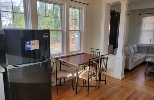Mount Pleasant House | Charming 4-bedroom house close to Downtown Providence & nightlife on Atwells Ave