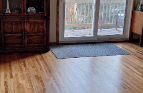 Maplewood House | Charming 4-bedroom house with AC and WiFi in Saint Paul
