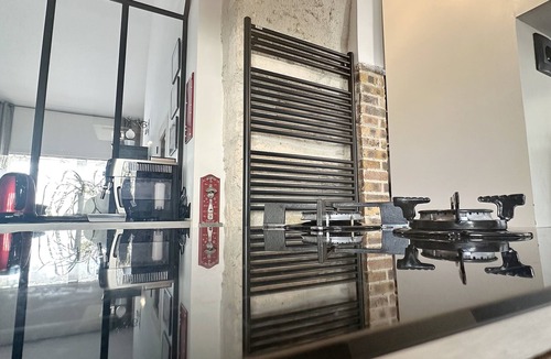 Senlis House | Charming and natural house