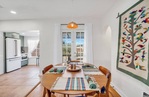 Blenman-Elm House | Charming Blenman-Elm Retreat Near U of A