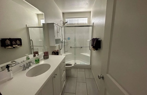 Menifee Apartment | Charming Casita with private entrance in beautiful and secure neighborhood.