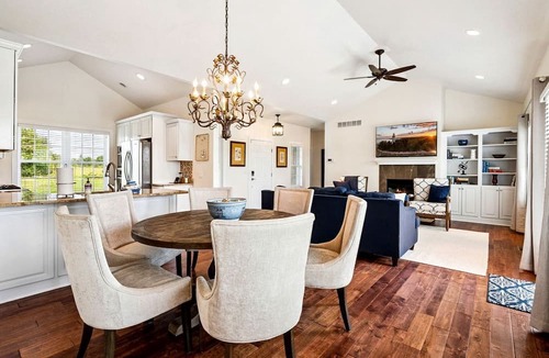 Baileys Harbor Cottage | Charming Cottage with Fire Pit on 5 Acres near Downtown Baileys Harbor, WI