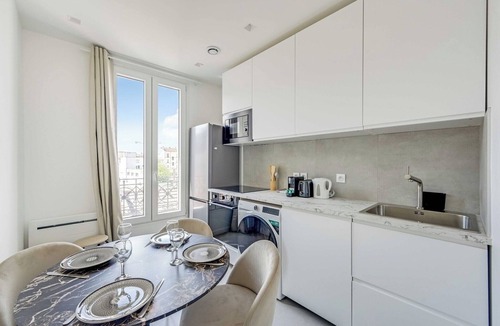 Aubervilliers Apartment | Charming Duplex 2BR/6P - Aubervilliers