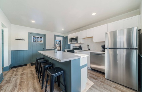 Appleton Apartment | Charming, Furnished Retreat with a Yard—Just Minutes from Downtown Appleton