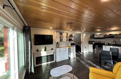 Fish Creek House | Charming guesthouse within minutes of downtown Fish Creek!