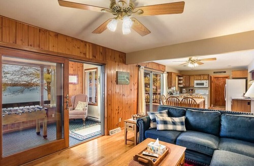 Wautoma Cabin | Charming lake home with no steps to lake, sand bottom full rec lake, kayaks etc