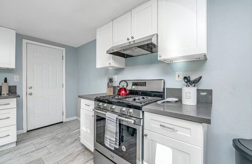 Monrovia House | Charming Monrovia Bungalow Near Pasadena & LA