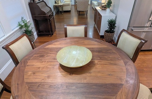 Watertown House | Charming newly furnished 2-bedroom house in beautiful Watertown with AC
