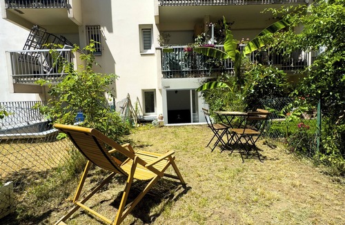 Epinettes Apartment | Charming Parisian Apartment with Garden View