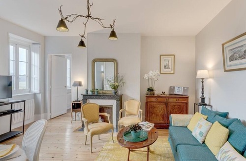 Chantilly Apartment | Charming renovated apartment in Chantilly with WiFi and parking
