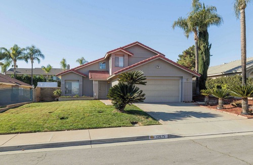 Moreno Valley House | Charming Retreat 4BR - Garage Access｜Relaxing Patio｜Family Friendly #41613