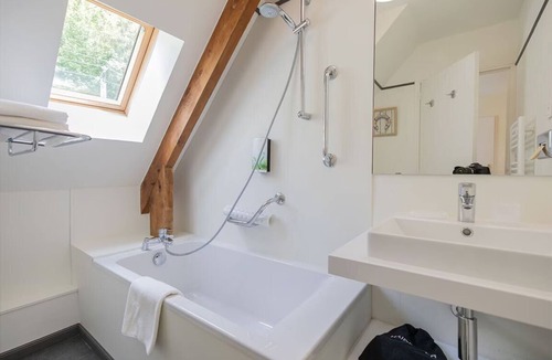 Connelles Resort | Charming Riverside Escape in Historic Normandy, just 80 Minutes from Paris.