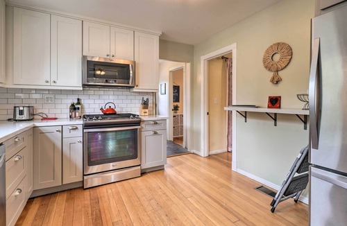 Santa Paula House | Charming Santa Paula Home - Walk to Downtown!