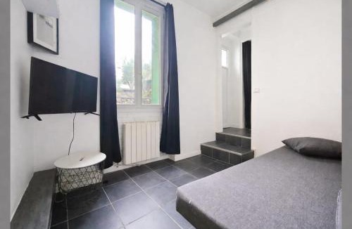 Vanves Apartment | Charming studio Parc des expo and Paris