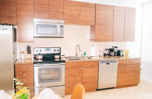 Marina del Rey Apartment | Charming! Studio · Free Parking · Pool · Gym · Hot Tub · BBQ