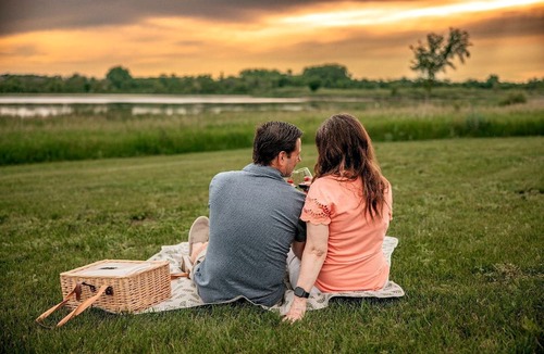 Currie RV Rental | Charming Vineyard Glamping Tent with Wine Tastings near Lake Shetek in Currie, Minnesota