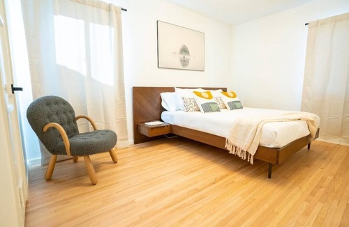 Sutter House | Cheerful 2-Bedroom Home Near LAX and Beach