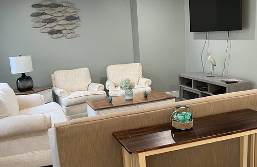 West Hyannisport House | Cheerful Home near the Beach