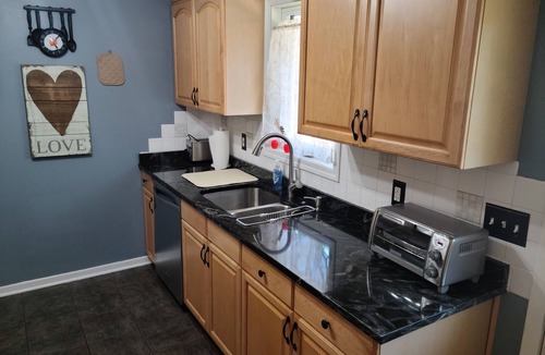 Rochester House | Cheshire House/Fenced Yard,3 mi to Mayo, 4 bdrm