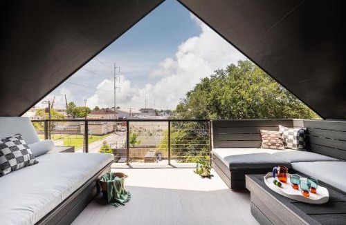 Saint Thomas Development House | Chic NOLA Home Heated Pool & Spa