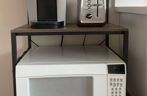 Ventura Apartment | Chic Spanish-Style Guest Suite. Ventura, CA with AC, WiFi