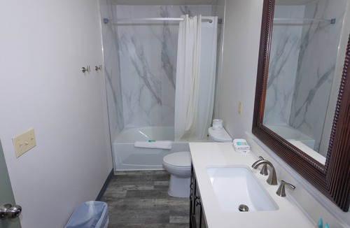 Chincoteague Hotel | Chincoteague Inn
