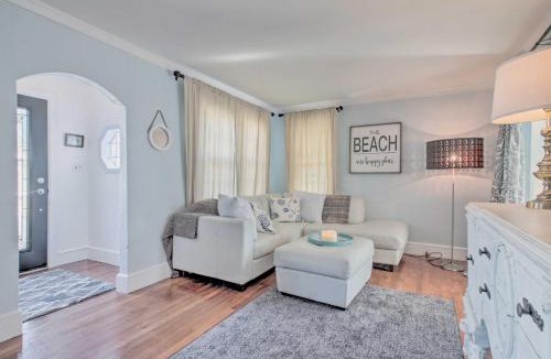 Chincoteague House | Chincoteague Island Cottage ~ 2 Mi to Beaches