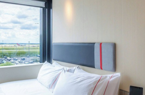 Tremblay-les-Gonesse Hotel | citizenM Paris Charles de Gaulle Airport