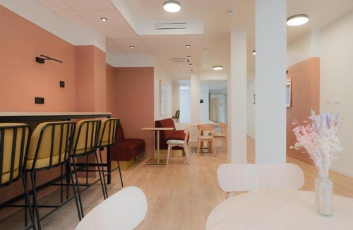 Vanves Hotel | City Pop 2Night Paris - Self check-in