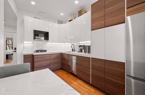 Fenway–Kenmore Apartment | Cityscape 1BR Plus: King + Queen Pull-out | Suite 7