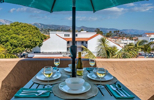 Historic Downtown Santa Barbara Condo | Cityscape - Penthouse Living in Downtown Santa Barbara