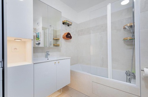 Clamart Apartment | Clamart 92 Paris Béclère Hospital Tram T6 T10