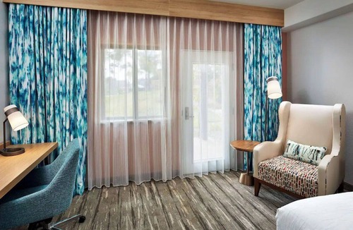 Pismo Beach Hotel | Classic 2 Queen Patio Room | Free Parking, 1.9 mi to Butterfly Grove