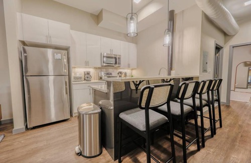 Downtown Boston Apartment | Classic and Chic Apartment 1 Bedroom