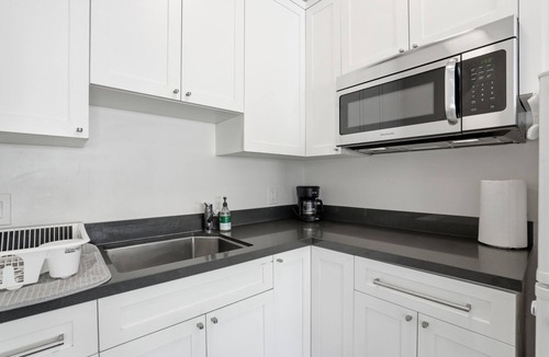 University Heights Apartment | Classic Hillcrest Escape – Near University Heights, Balboa Park & Zoo