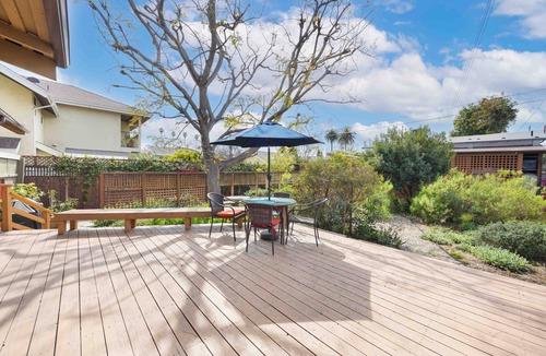 Wilshire House | Classic Home Near Downtown