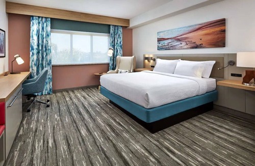 Pismo Beach Hotel | Classic King Room | Free Parking, 1.9 mi to Monarch Butterfly Grove