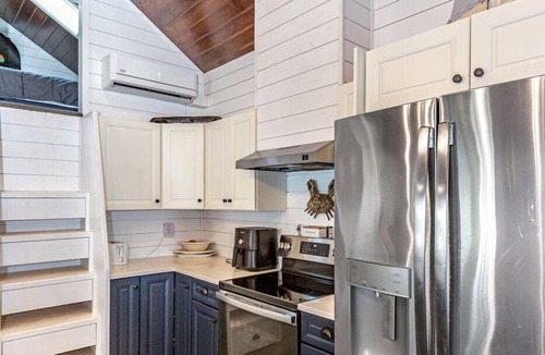 Detroit Lakes Cottage | Classic Lake Sallie Home - Fish, Golf, Bike, Kayak, Pickleball, Bball, Peloton