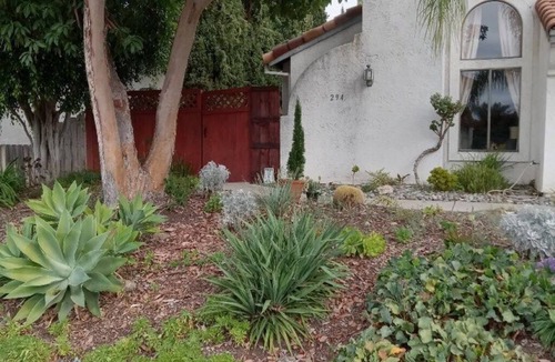 Guajome House | Clean Private Bedroom,Bathroom. Private entrance. Lovely Gated Neighborhood.