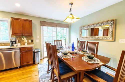 South Chatham House | Close to Bike Path 1 Mile to Beaches!