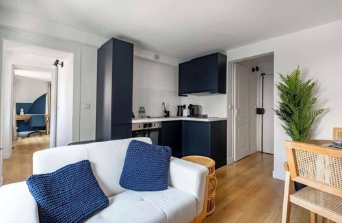 Saint-Vincent-de-Paul Apartment | Close to Center of Paris I Fully equipped