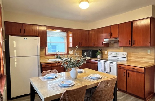 Rochester House | Coastal Charm meets Farmhouse living in a cozy single-family. 8 min to Mayo.
