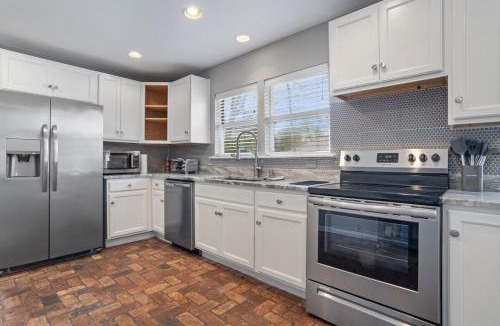 Bay St Louis House | Coastal Getaway Near Beach & Casino 2BR Sleep 6