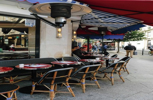 18th Arrondissement Apartment | Comfort apartment 1BD/4P with AC - Near Montmartre