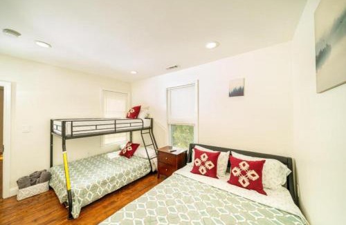 Neponset - Port Norfolk Apartment | Comfortable 4BR Boston Getaway - Pet-Friendly - Near I-93 & Red Line 988