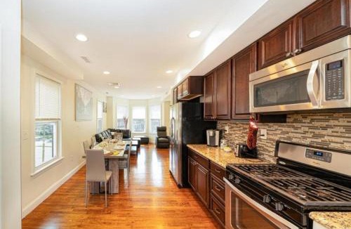 Neponset - Port Norfolk Apartment | Comfortable 4BR Boston Getaway - Pet-Friendly - Near I-93 & Red Line 988