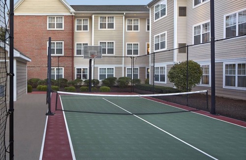 Avon Apartment | Comfortable & Memorable Stay! 3 Cozy Units, Free Breakfast and Parking!