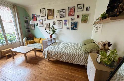 Issy-les-Moulineaux Apartment | Comfortable studio close to the Seine